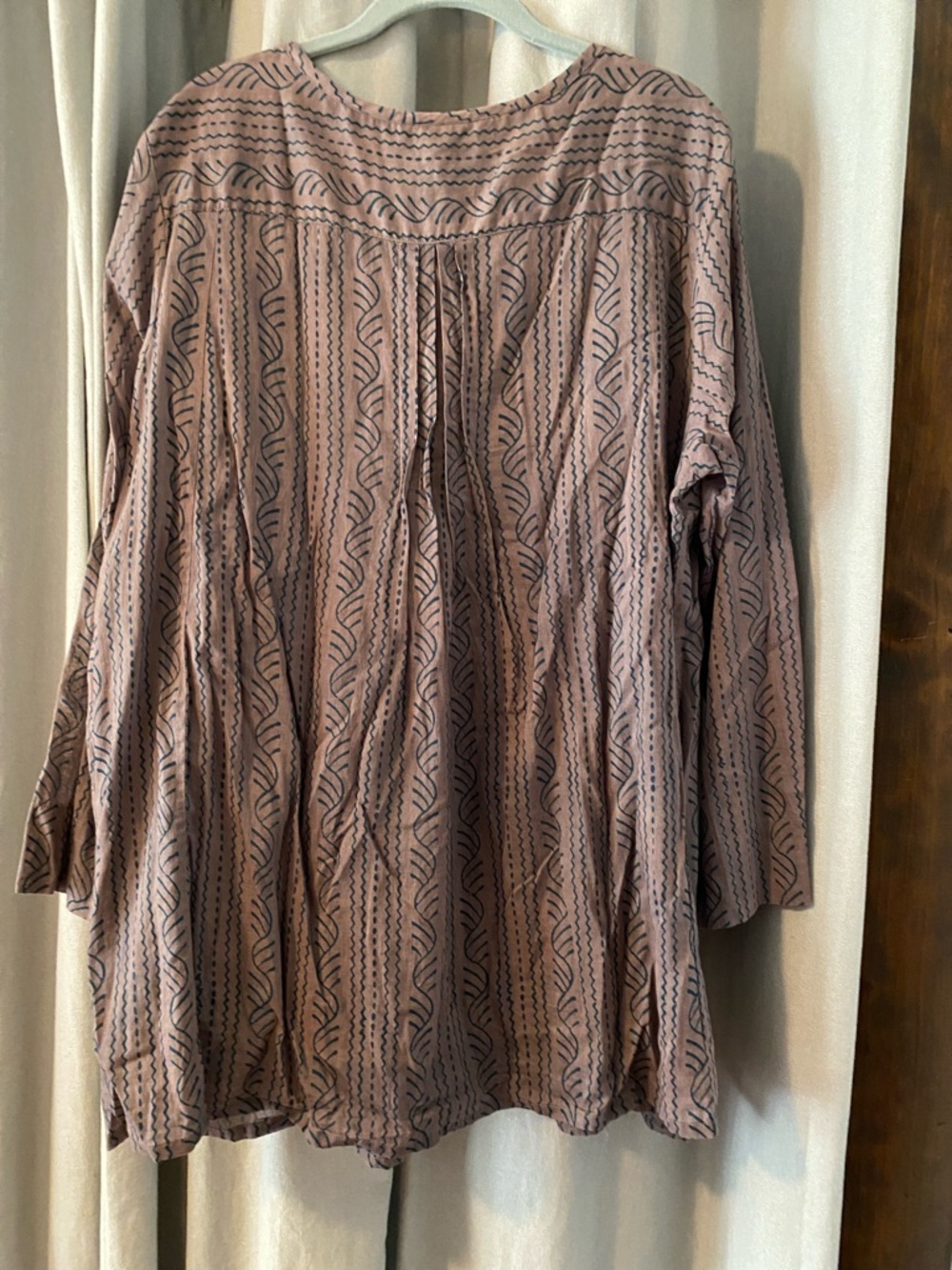 Cotton Embroidered Tunic Top from Dignity Not Charity, Women’s Size Large - Picture 2 of 9